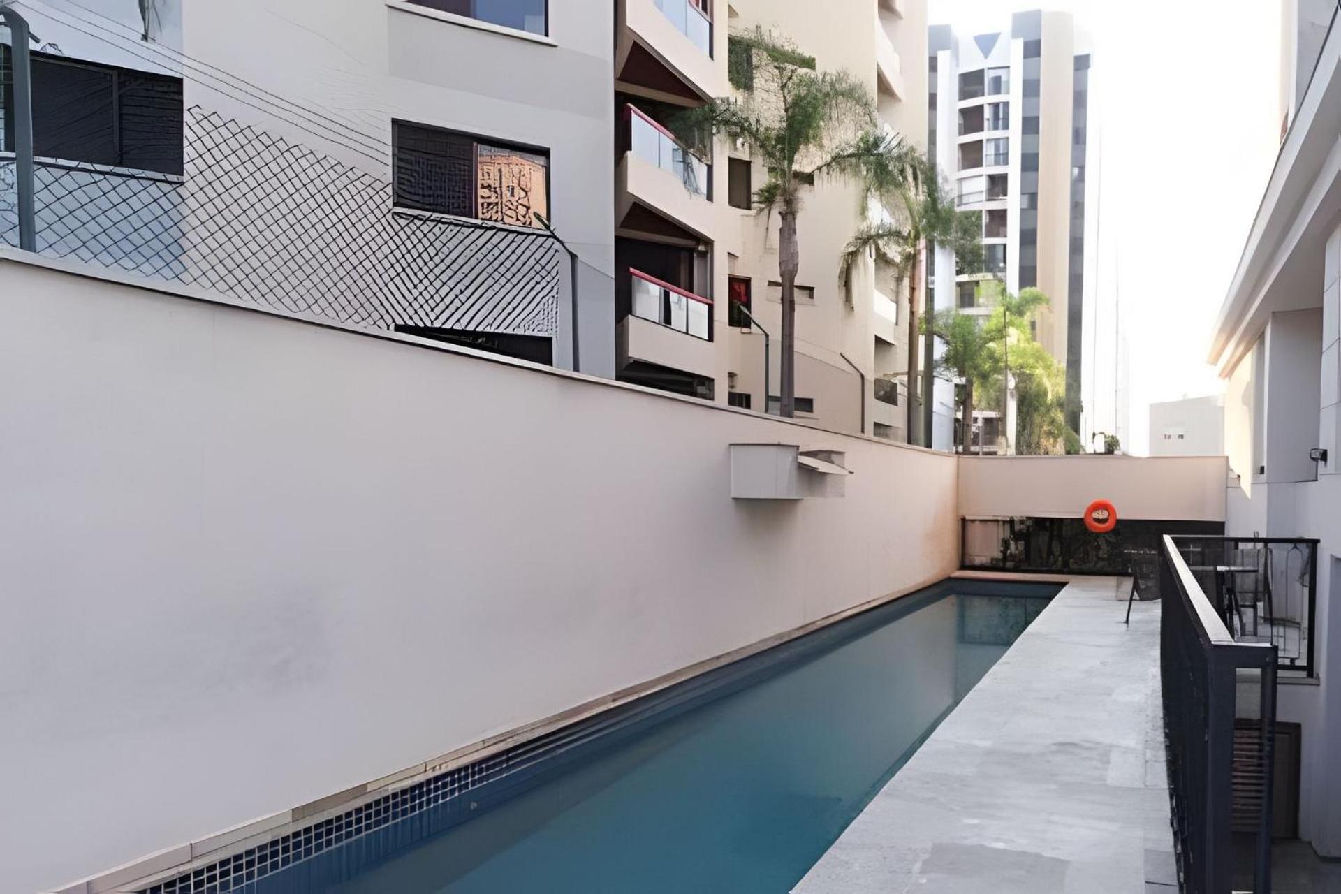 Apartamento Apart/hotel C/2 Quartos E 2 Banheiros Moema Sp *