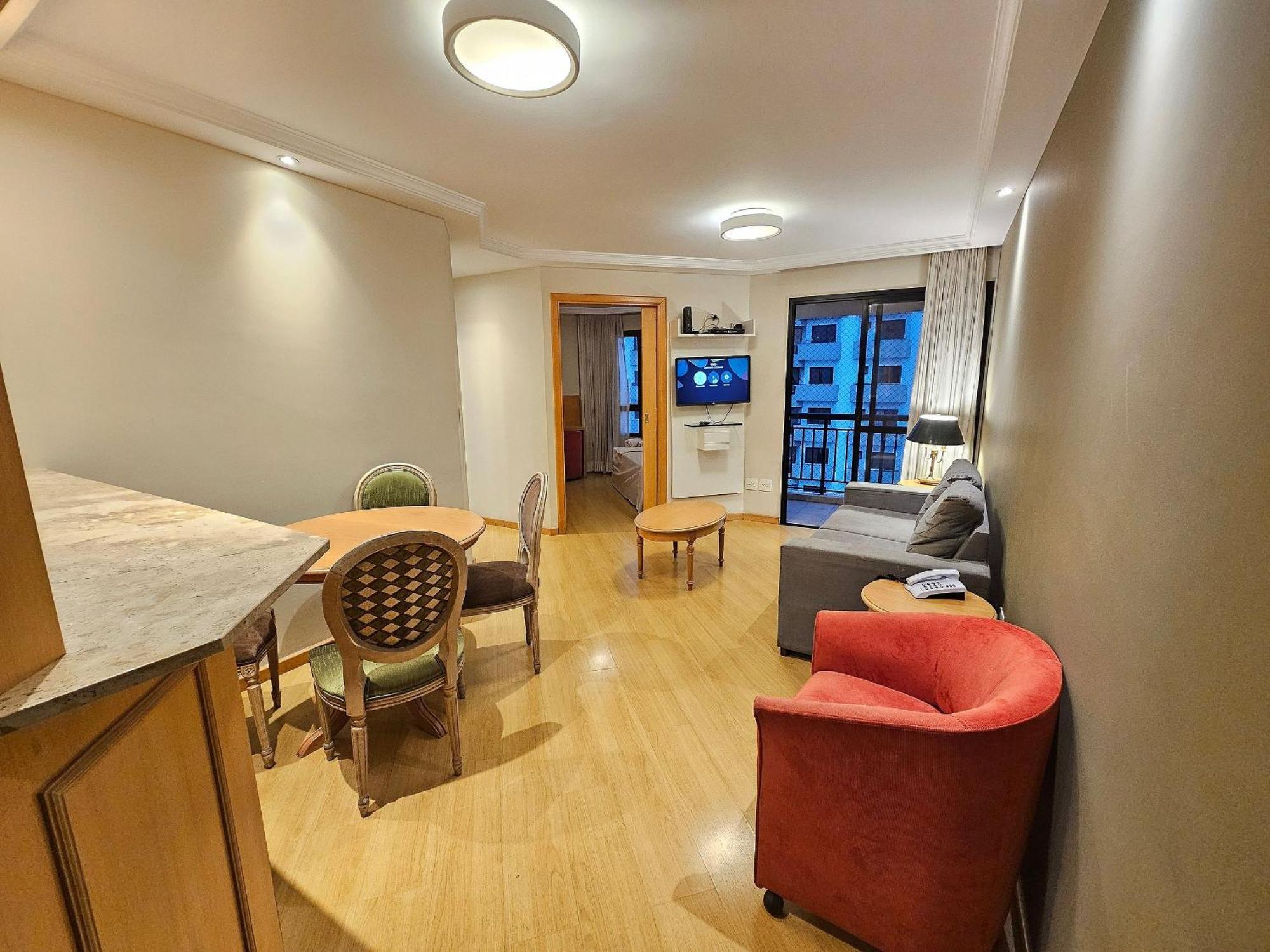 Apartamento Apart/hotel C/2 Quartos E 2 Banheiros Moema Sp
