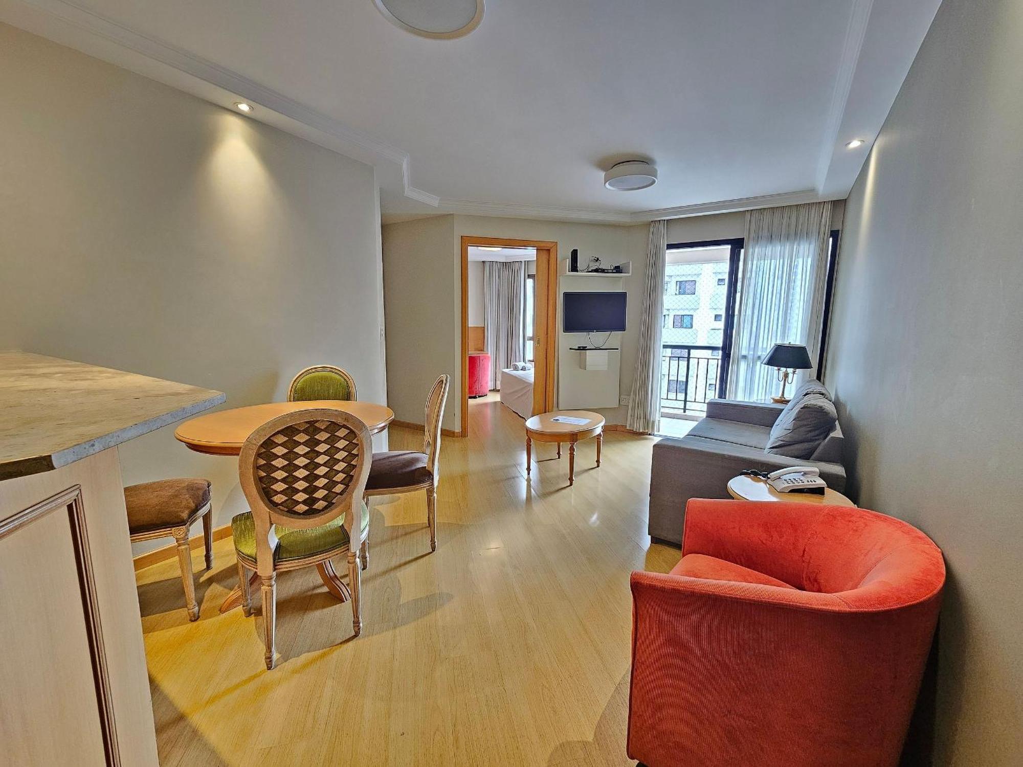 Apart/hotel C/2 Quartos E 2 Banheiros Moema Sp Apartamento São Paulo